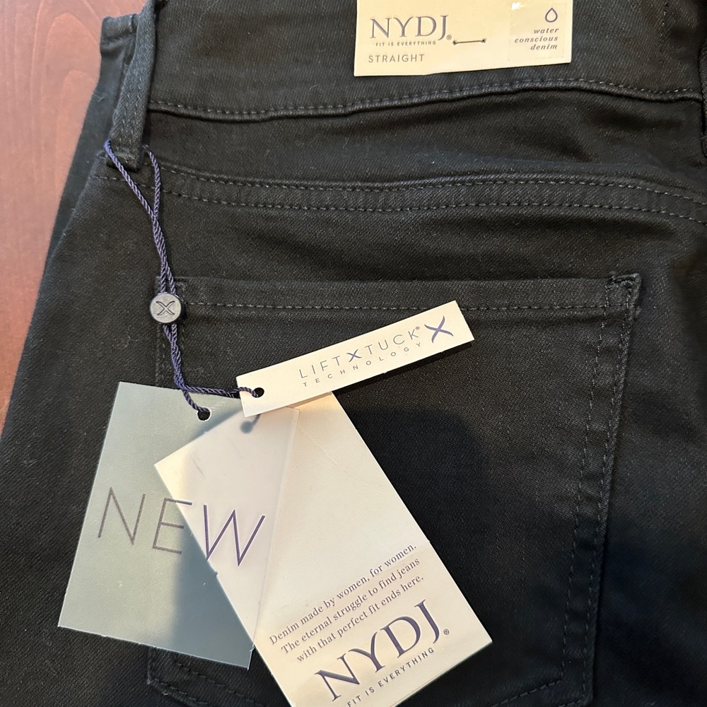 NYDJ Women’s Marilyn Straight 6 XL JEANS. “ Lift X Tuck Technology
